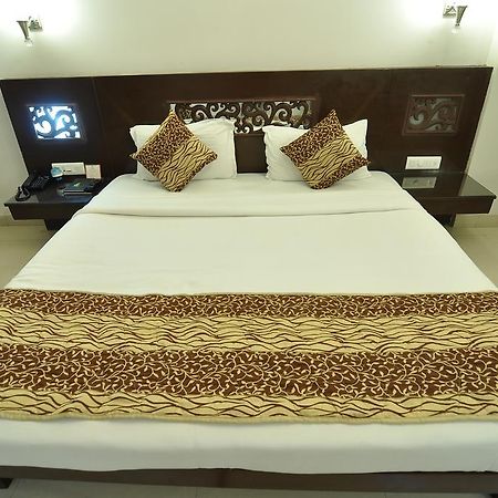 Hotel Venkatesh International Rāipur 외부 사진