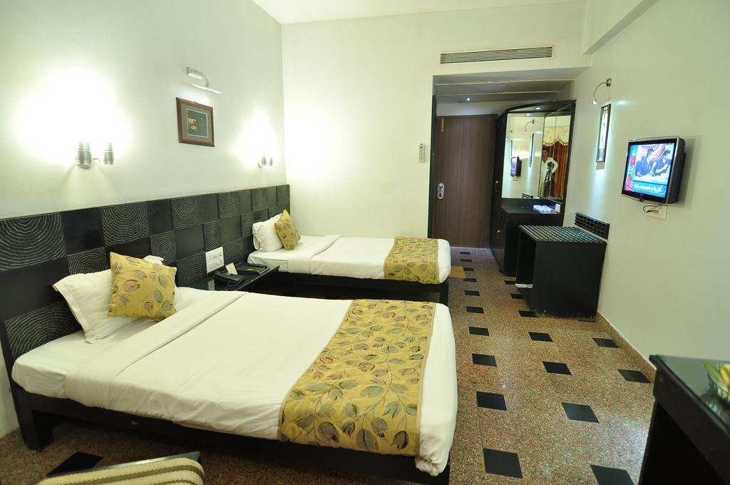Hotel Venkatesh International Rāipur 객실 사진