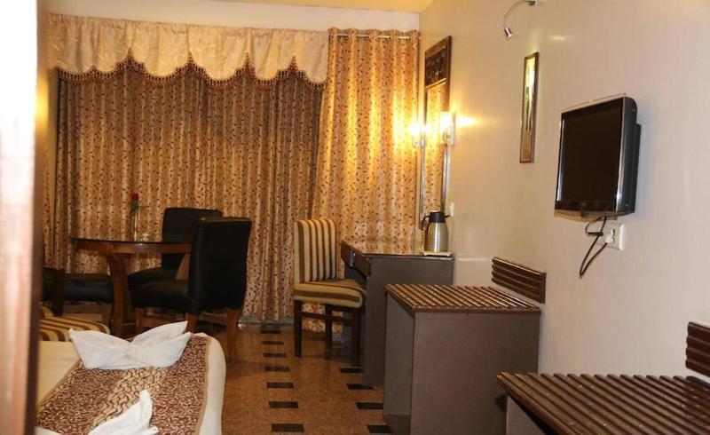 Hotel Venkatesh International Rāipur 외부 사진