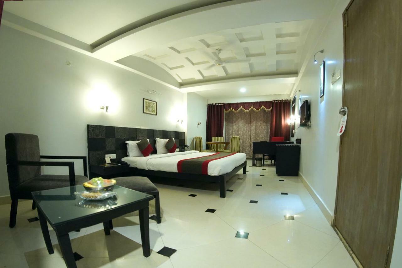 Hotel Venkatesh International Rāipur 외부 사진