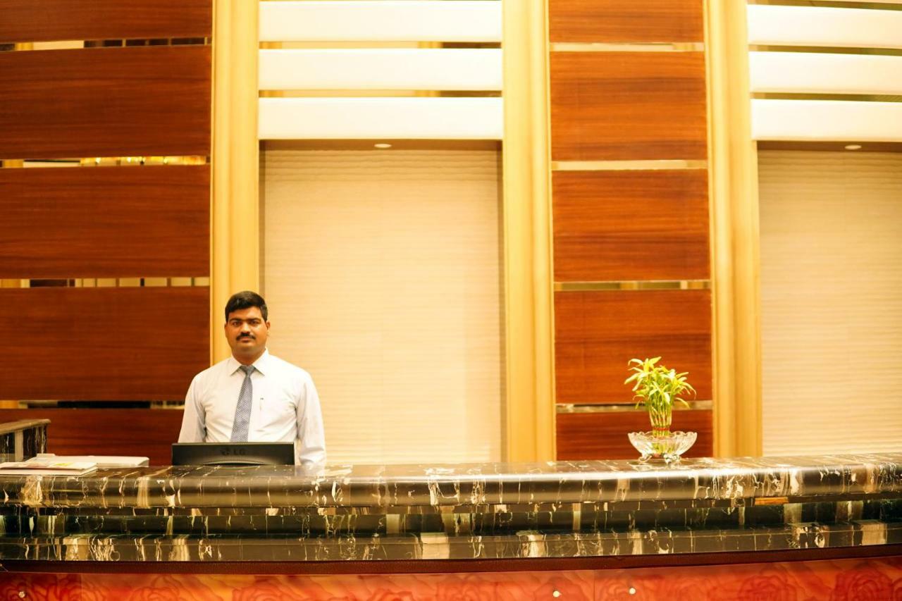 Hotel Venkatesh International Rāipur 외부 사진